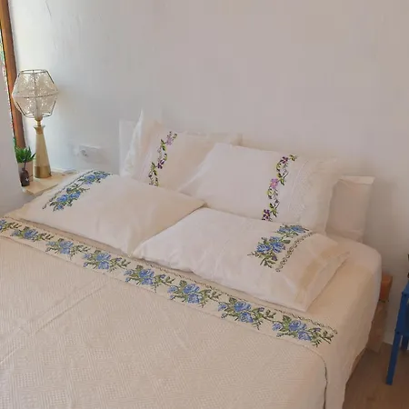 Esket Hotel *